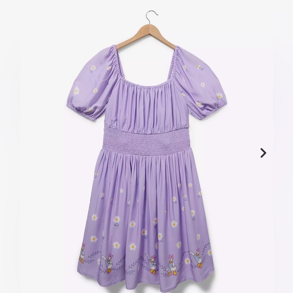 Disney Dresses & Skirts - Box lunch sz 2 plus size Disney Daisy Duck Smock Waist dress